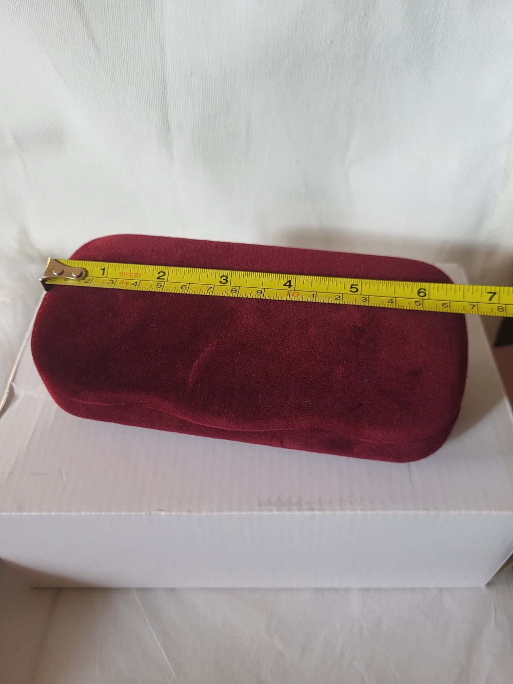 Gucci Burgundy Sunglasses Case with Dust Bag. #Gucr002 - Picture 6 of 7